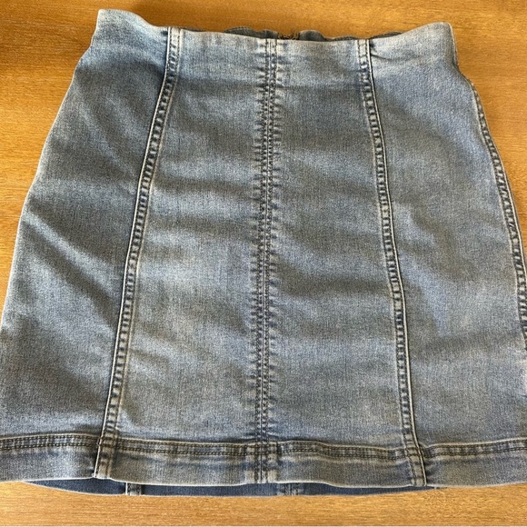 Free People Denim Mini 4 - Picture 1 of 7